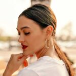 Fashion Tips For Wearing Chunky Gold Earrings